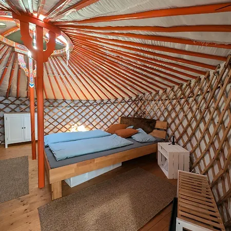 Luxury tent Hof Zuernens Oase *